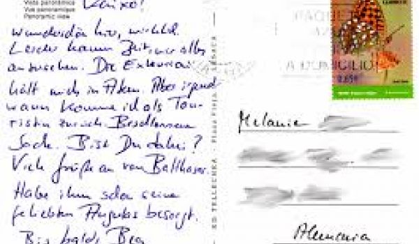 Eine Postkarte schreiben