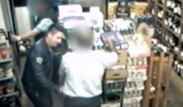 Владелец магазина ' помещены в транс гипнотизер ' во время кражи в Северном Лондоне