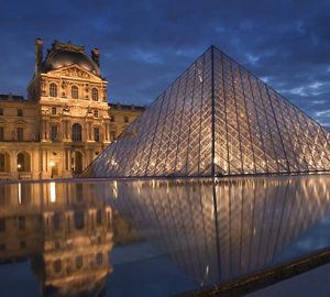 Le Louvre Museum