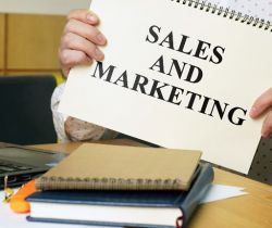 The early bird catches the worm - Idioms on sales and marketing