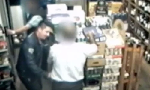 shopkeeper-placed-in-trance-by-hypnotist-during-theft-in-north-london