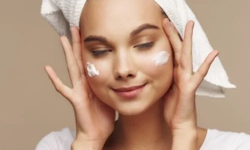 soin-de-la-peau-avant-le-maquillage