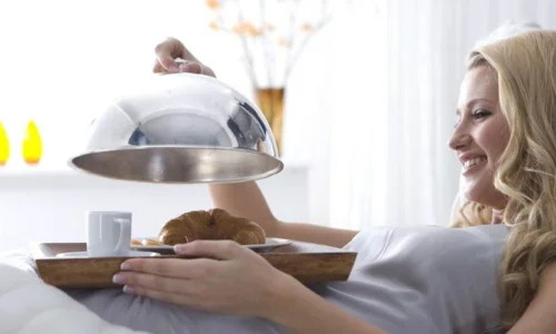 ordinare-il-servizio-in-camera