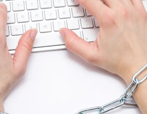 l-acces-a-internet-doit-il-etre-restreint-sur-le-lieu-de-travail