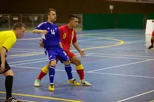 Sport-de-loisir-du-monde-par-exemple-Footsal-Cricket-Curling-Jianzi