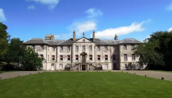 Doma-literaturnyh-ikonok