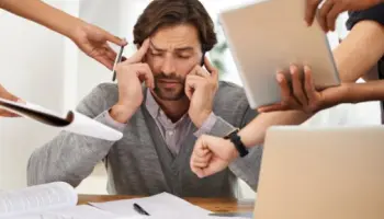 Job-Stressoren-und-wie-man-damit-fertig-wird