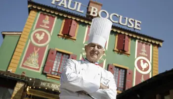 Der-franzosische-Kuchenchef-Paul-Bocuse-eroffnet-das-NY-Restaurant