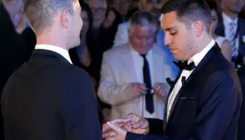 fa-guo-xin-jiao-jiao-hui-pi-zhun-yi-dao-zhu-fu-tong-xing-lian-ban-lu